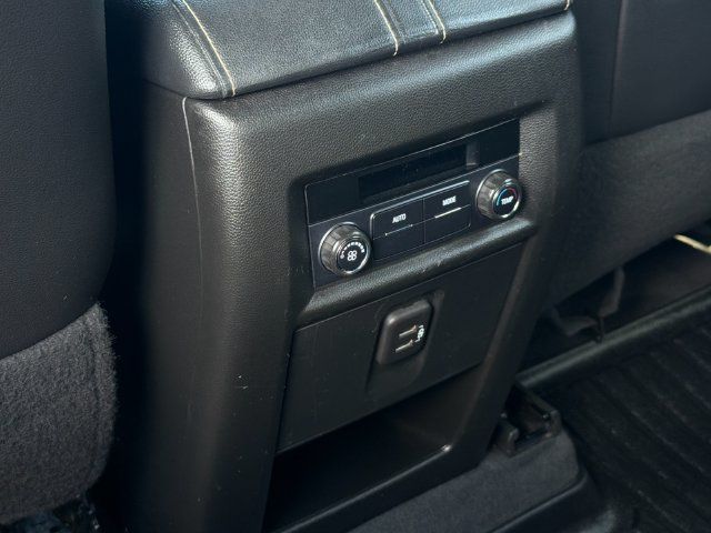 Used 2022 Chevrolet Traverse LT AWD/4WD image 14