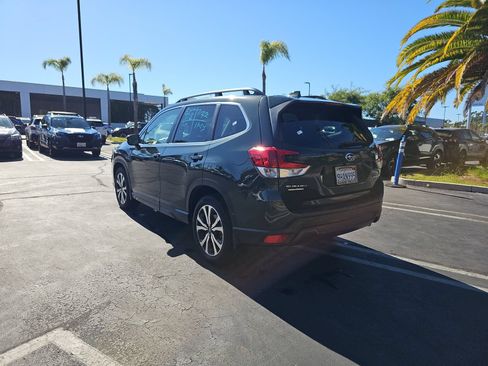 Used 2023 Subaru Forester Limited AWD/4WD image 5