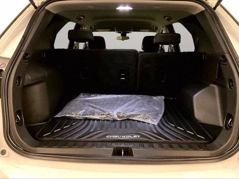 Used 2020 Chevrolet Equinox LT FWD image 33