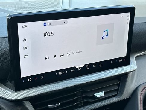 Certified 2025 Ford Explorer ST-Line image 19