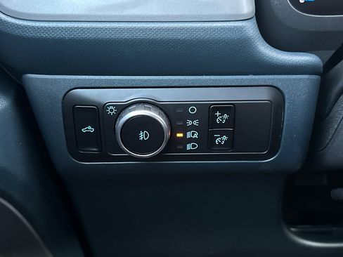 New 2026 Ford Maverick Lobo image 25