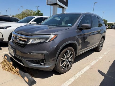 Used 2019 Honda Pilot Elite image 3