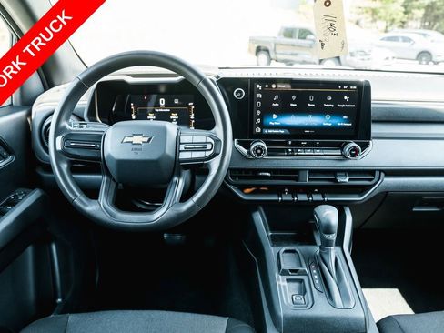 Used 2023 Chevrolet Colorado W/T RWD image 12