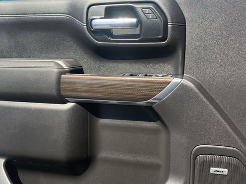 Used 2020 Chevrolet Silverado 1500 LT Trail Boss image 24