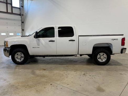 Used 2010 Chevrolet Silverado 2500 LT AWD/4WD image 12