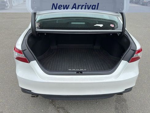 Used 2018 Toyota Camry XLE w/ Driver Assist Package FWD image 6