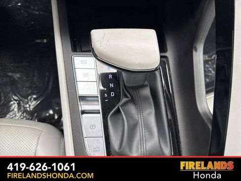 Used 2023 Hyundai Elantra Limited image 25