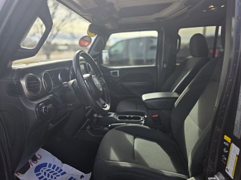 Used 2021 Jeep Wrangler Unlimited Sport image 5