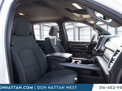 Used 2020 RAM 1500 Big Horn AWD/4WD image 17