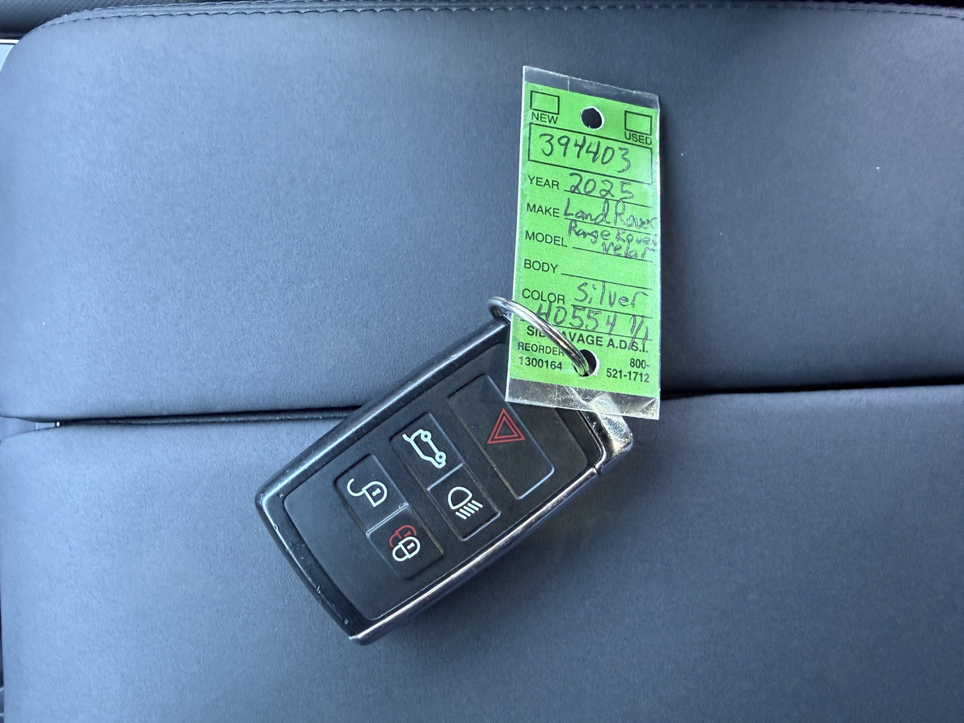 Used 2025 Land Rover Range Rover Velar Dynamic SE AWD/4WD image 42