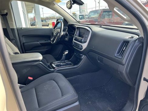 Used 2022 GMC Canyon Elevation w/ Trailering Package image 12