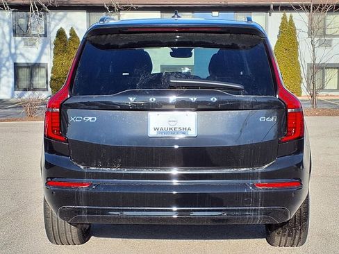 New 2026 Volvo XC90 B6 Ultra w/ Protection Package AWD/4WD image 4