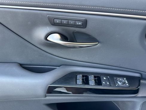 Certified 2025 Lexus ES 350 w/ Premium Package FWD image 12