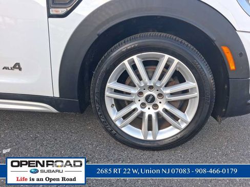 Used 2017 MINI Cooper Countryman ALL4 AWD/4WD image 5