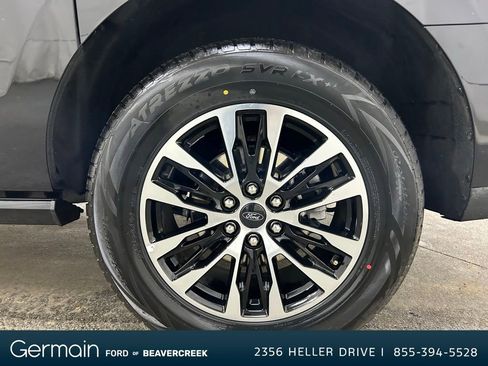 Used 2025 Ford Expedition Max Platinum image 13