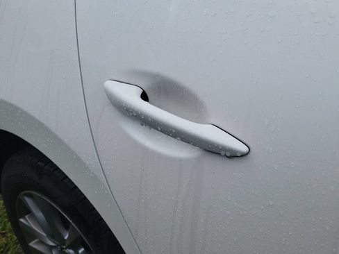 Used 2024 MAZDA MAZDA3 s FWD image 14