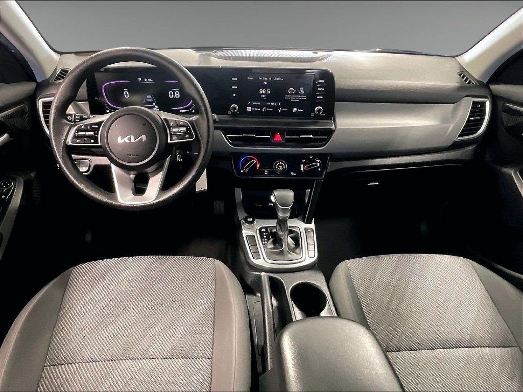 Used 2024 Kia Seltos LX AWD/4WD image 22