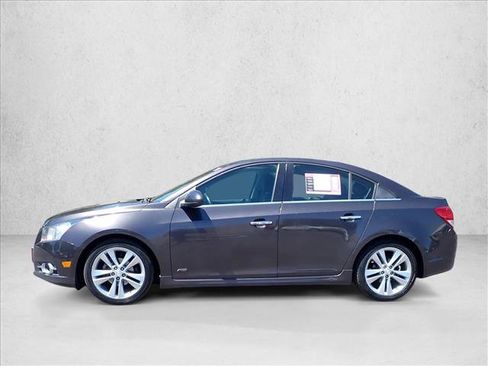 Used 2014 Chevrolet Cruze LTZ w/ RS Package FWD image 2