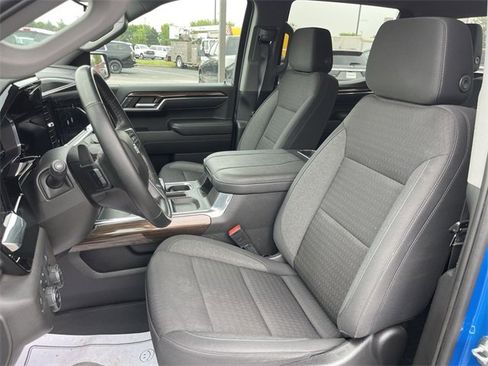 Used 2023 Chevrolet Silverado 1500 RST image 11