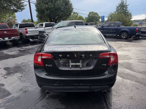 Used 2013 Volvo S60 T5 FWD image 5