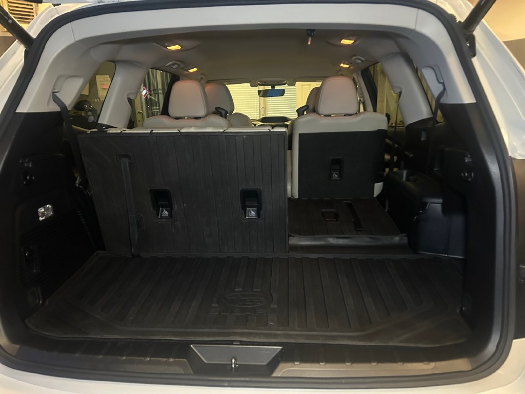 Used 2020 Subaru Ascent Limited AWD/4WD image 20
