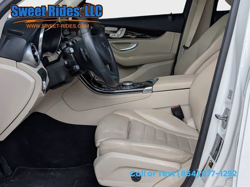 Used 2019 Mercedes-Benz GLC 300 4MATIC image 10