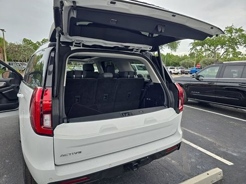 Certified 2025 Ford Expedition Active AWD/4WD image 7