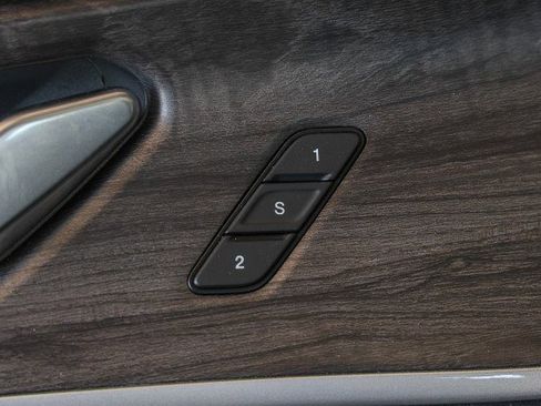 Used 2021 Jeep Grand Cherokee L Limited image 28