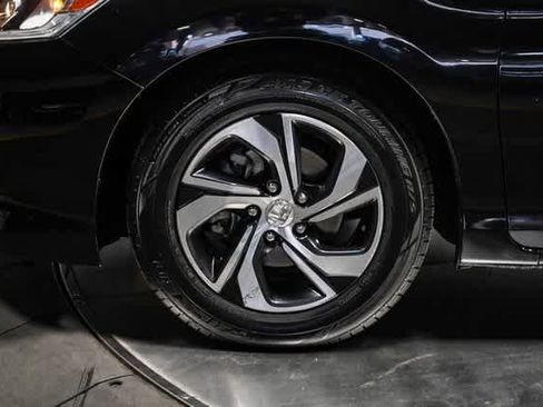 Used 2016 Honda Accord LX image 9