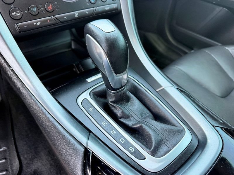 Used 2016 Ford Fusion Titanium FWD image 24