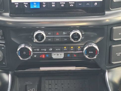 Used 2025 Ford F150 Raptor AWD/4WD image 17