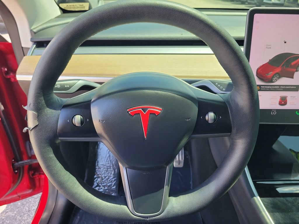 Used 2021 Tesla Model Y Long Range AWD/4WD image 18