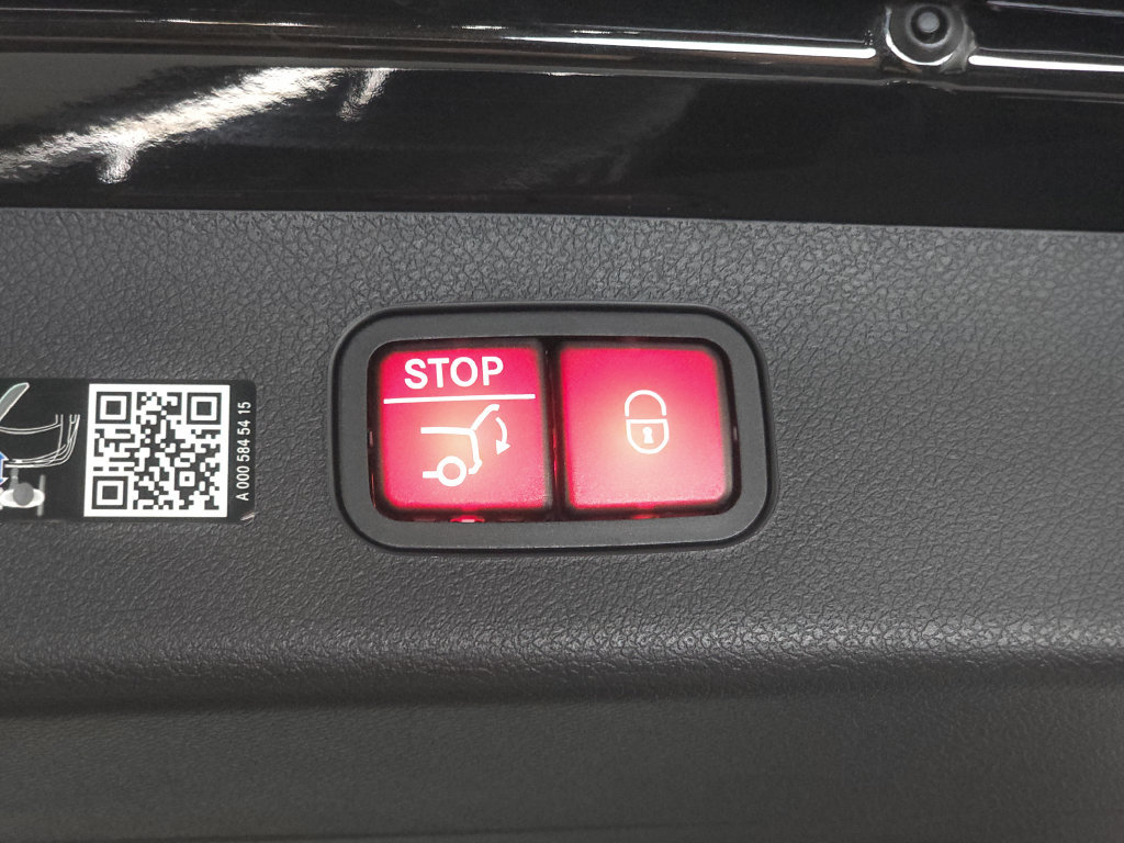 Used 2025 Mercedes-Benz E 450 4MATIC All-Terrain Wagon w/ Driver Assistance Package image 33