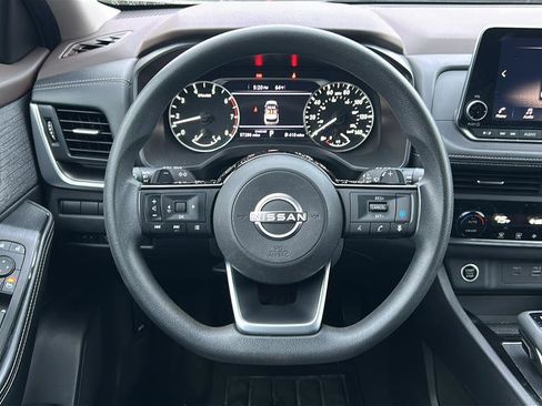 Used 2023 Nissan Rogue SV FWD image 20