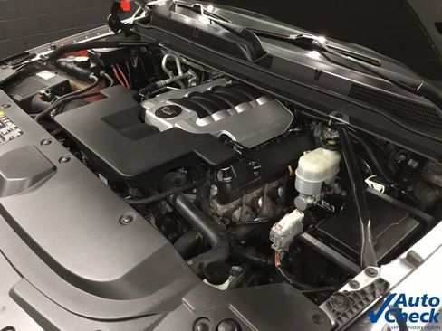 Used 2017 Cadillac Escalade Luxury image 45