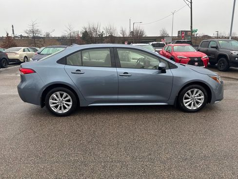 Used 2023 Toyota Corolla LE image 8