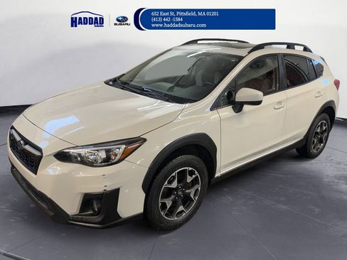 Used 2020 Subaru Crosstrek 2.0i Premium w/ Moonroof Package 2 image 3
