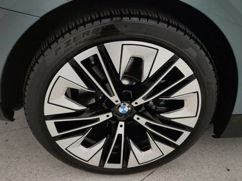 Used 2026 BMW i5 eDrive40 AWD/4WD image 93