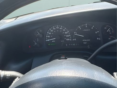Used 2002 Lincoln Blackwood RWD image 20