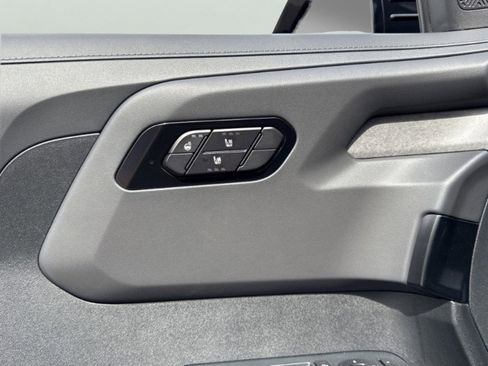 New 2025 Kia Telluride S image 15