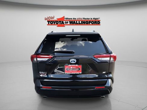 Certified 2022 Toyota RAV4 SE w/ Weather & Moonroof Package AWD/4WD image 9