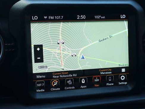 Used 2022 Jeep Wrangler Unlimited Sahara w/ Cold Weather Group image 18