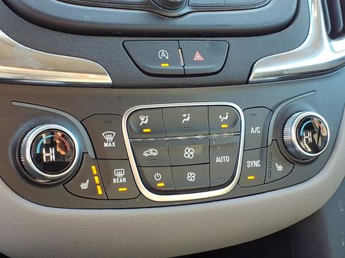 Used 2024 Chevrolet Equinox LT image 20