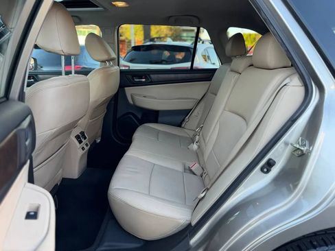 Used 2015 Subaru Outback 2.5i Limited AWD/4WD image 25