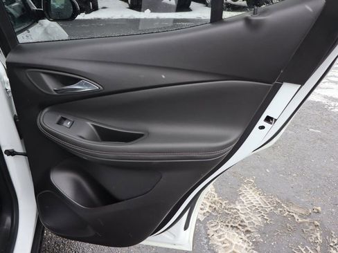 Used 2023 Buick Encore GX Select w/ Safety Package II image 27