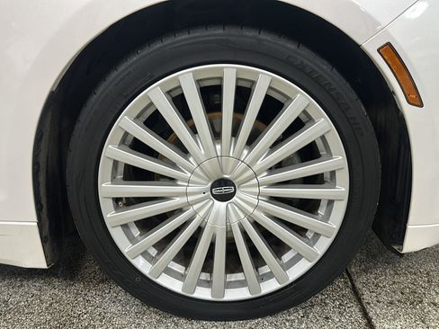 Used 2017 Lincoln MKZ Reserve AWD/4WD image 9