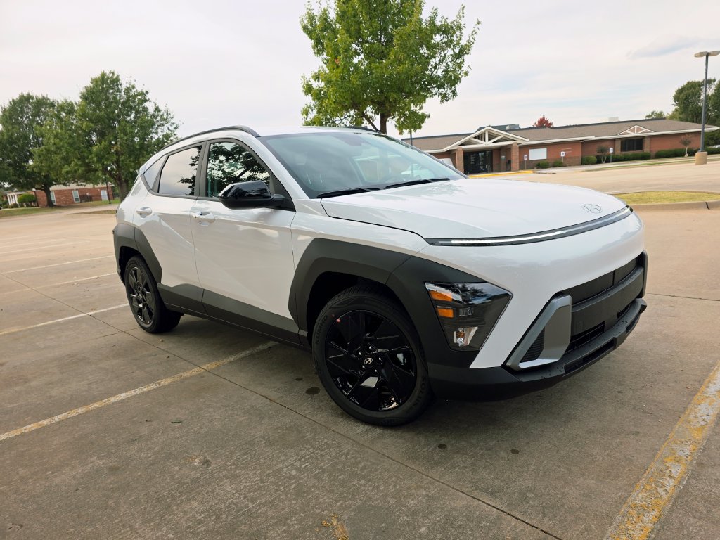 New 2027 Hyundai Kona SEL Sport FWD image 8