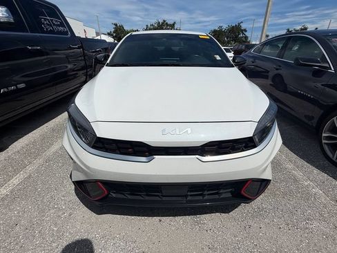Used 2023 Kia Forte GT-Line w/ GT-Line Premium Package FWD image 2