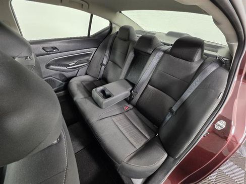 Used 2024 Nissan Altima 2.5 SV FWD image 21