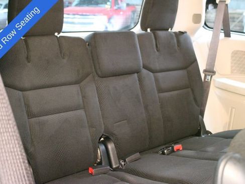 Used 2017 Dodge Grand Caravan SE w/ Power Window Group FWD image 14